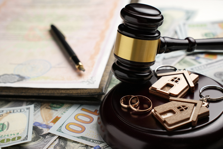 Divorce lawyer